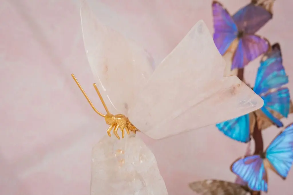 Rose Quartz Butterfly on Quartz Base - Image 8